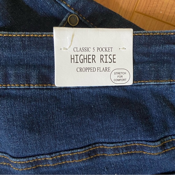 Gibson Latimer High Rise Crop Flare Jeans NWT - Picture 2 of 5